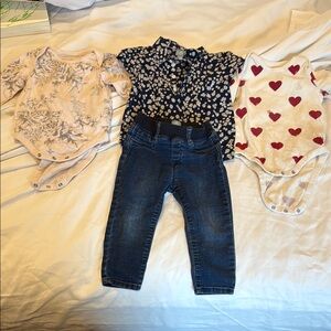 Gap Baby Girl Bundle, 12-24 months (3 tops + jeans)